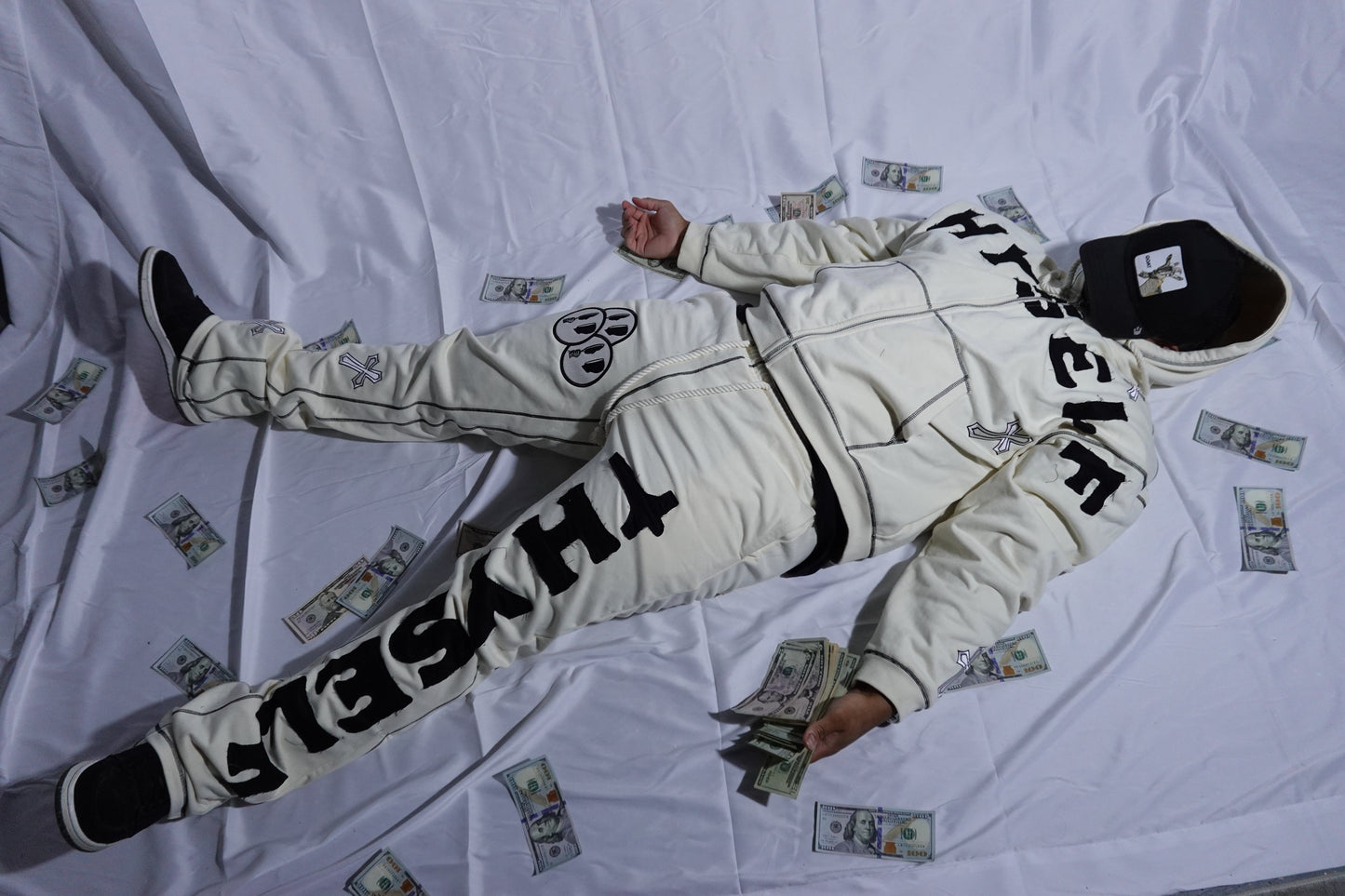 INTHYSELF BEIGE PANTS